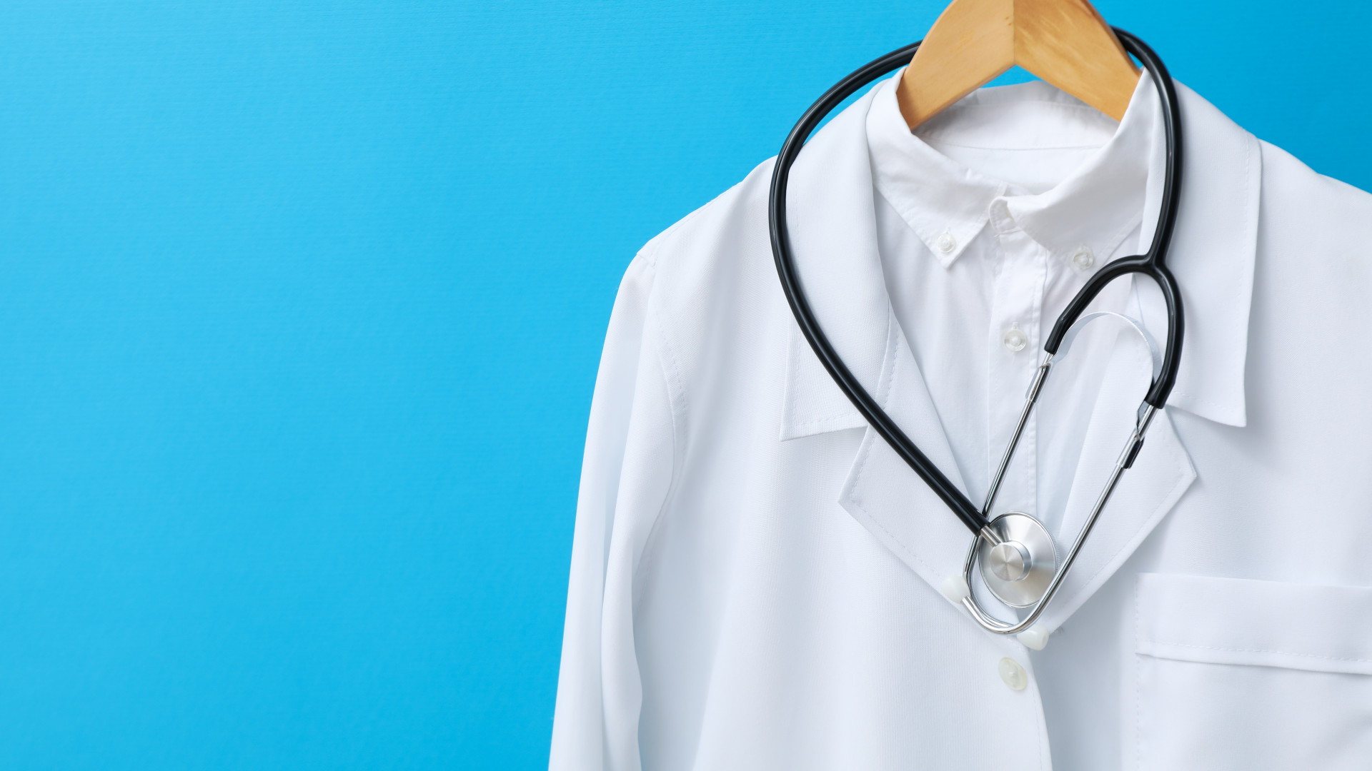 Comment choisir une blouse médicale confortable pour le travail ?